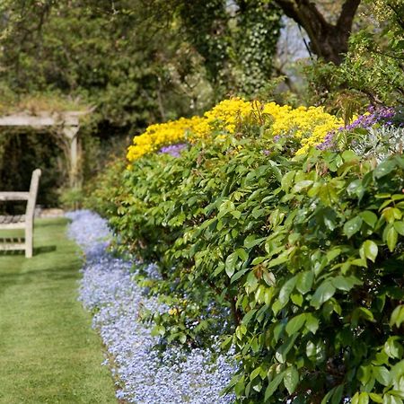 The Old Manor House Bed and Breakfast Halford  Buitenkant foto