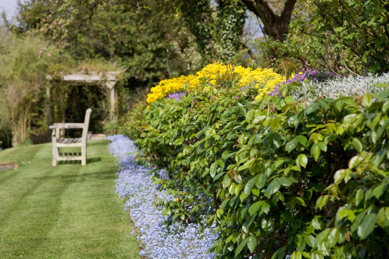 The Old Manor House Bed and Breakfast Halford  Buitenkant foto