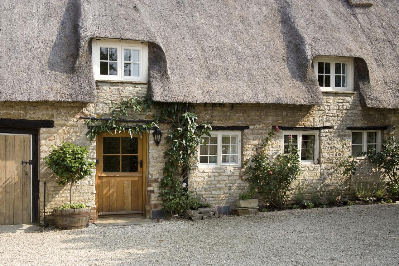 The Old Manor House Bed and Breakfast Halford  Buitenkant foto