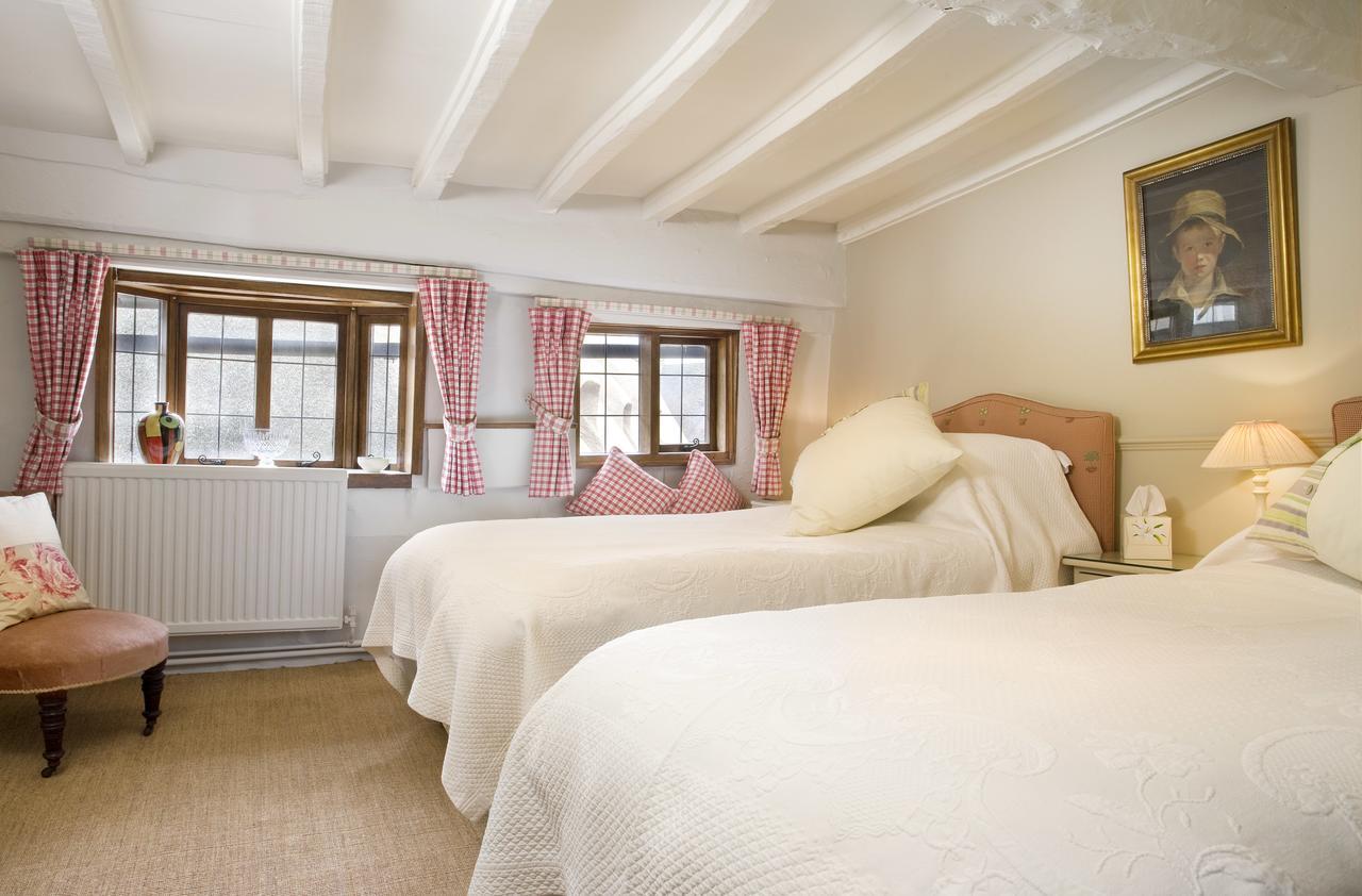 The Old Manor House Bed and Breakfast Halford  Buitenkant foto